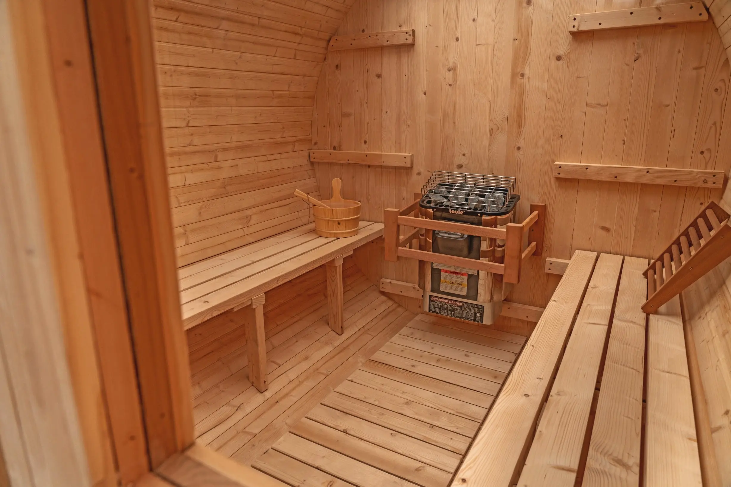 8 FT Classic Thermowood Barrel Sauna  - 6-8 Person - Image 3