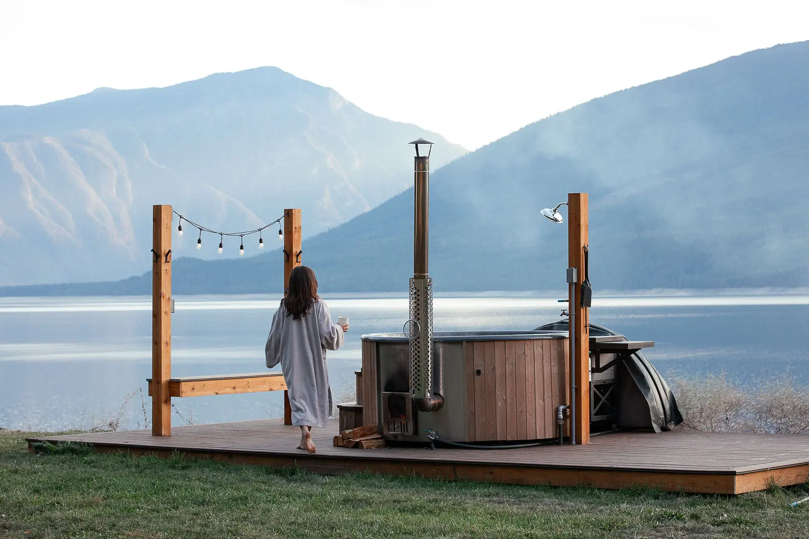 Deluxe Wood Fired Hot Tub With Liner - Image 15