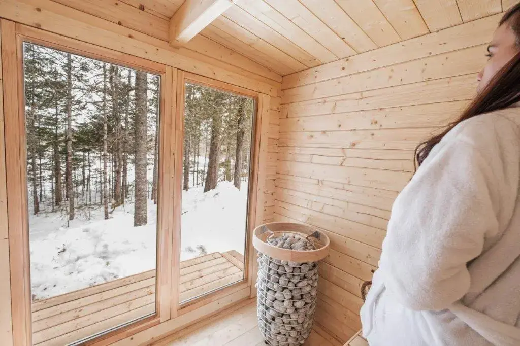 Terassi with Change Room- Modern Sauna - Image 6